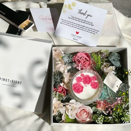 Hộp Quà Nến thơm và Hoa FS Blossom 01